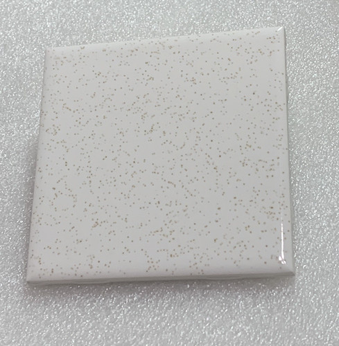 Piastrella ceramica nuova